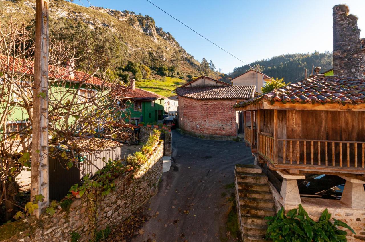 Casa Rural En Torrevega Llanes Malateria Exterior photo